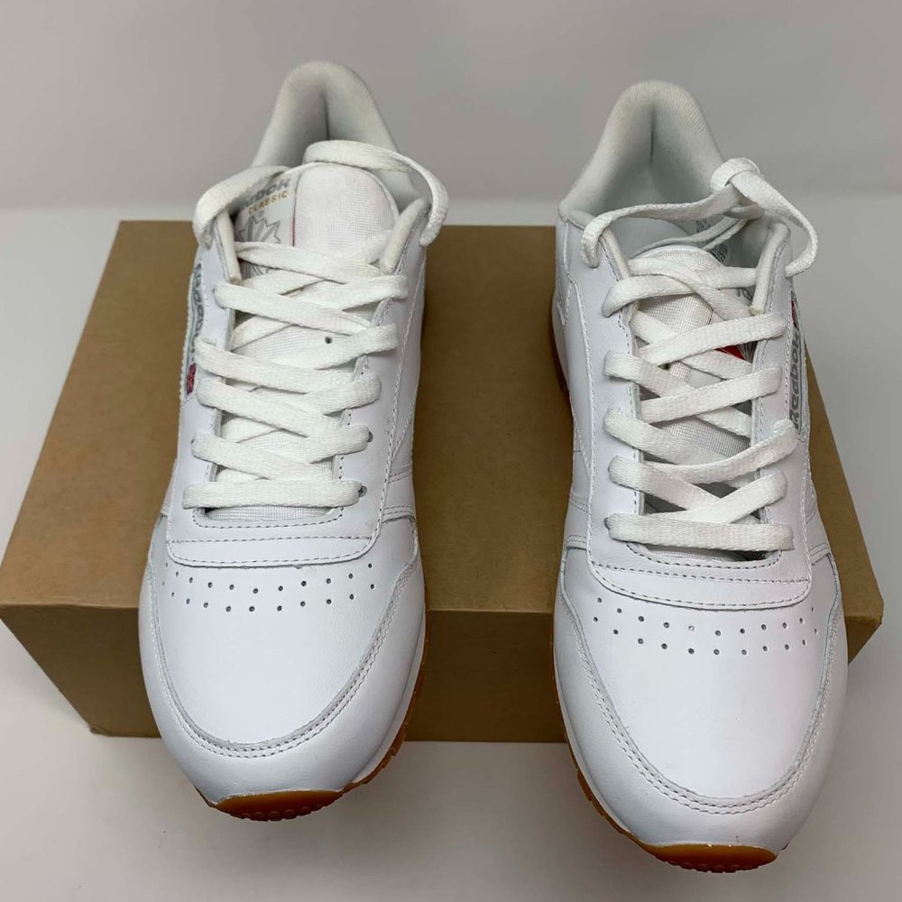 Reebok CL Leather Shoe, Women's Size 10, White